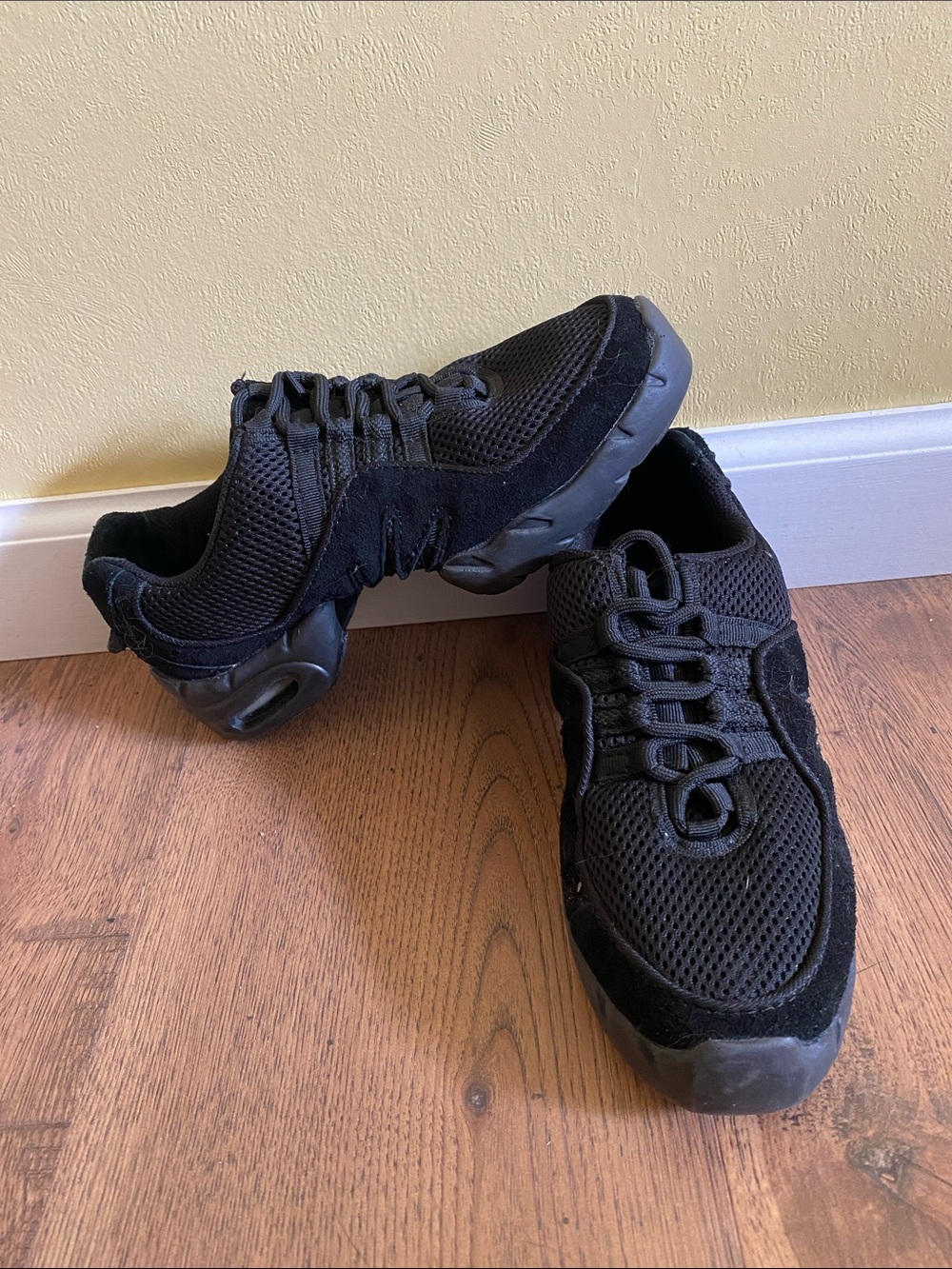 Bloch Black Women's Mesh Studio/ Dance Sneakers